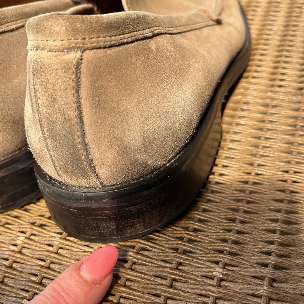 Banana Republic Dual Zone Comfort beige leather loafers size 10
